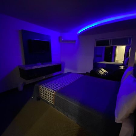 Motel Encuentro ティファナ エクステリア 写真